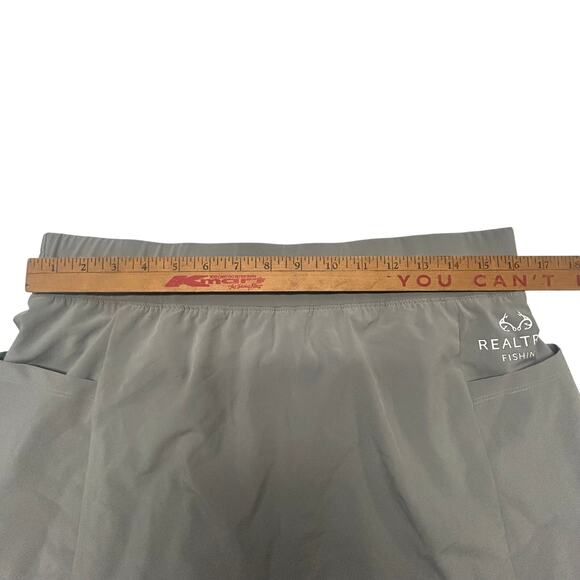 Realtree Fishing Gray Athletic Outdoor Skort Built-in Shorts Size L (12–14) - Picture 9 of 10